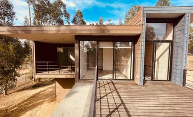 Hermosa casa en arriendo, Condominio Centinelas, Algarrobo