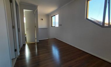 Arriendo Casa/Barrio Exclusivo– Condominio/Acceso Controlado