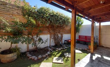 Arriendo Casa/Barrio Exclusivo– Condominio/Acceso Controlado