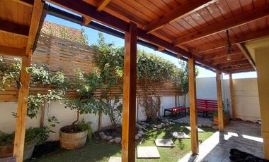 Arriendo Casa/Barrio Exclusivo– Condominio/Acceso Controlado