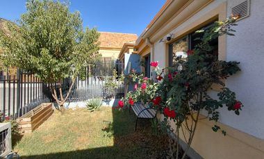 Arriendo Casa/Barrio Exclusivo– Condominio/Acceso Controlado