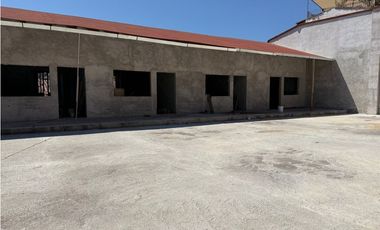 LOCAL COMERCIAL EN RENTA EN EL CENTRO DE VALLE DE BRAVO