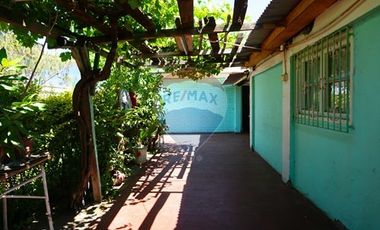 COMODA CASA A CUADRAS DEL METRO LA GRANJA