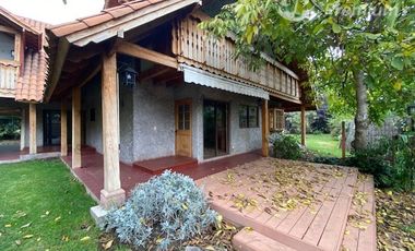 Casa en Arriendo en Los Nogales de Don Toribio Parcelación