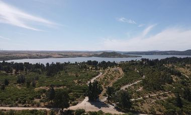 Casa con piscina en Parcela en Rapel