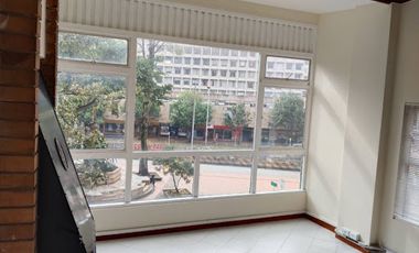 ARRIENDO de CASA COMERCIAL en BOGOTA