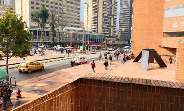 ARRIENDO de CASA COMERCIAL en BOGOTA
