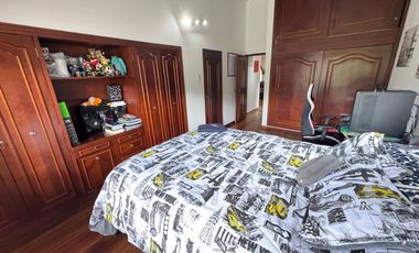 ARRIENDO CASA COLONIAL entre Santa Bárbara Alta y Santa Ana Oriental