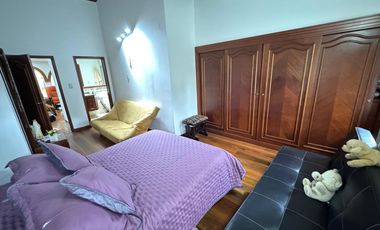 ARRIENDO CASA COLONIAL entre Santa Bárbara Alta y Santa Ana Oriental