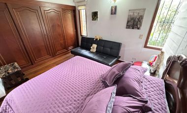 ARRIENDO CASA COLONIAL entre Santa Bárbara Alta y Santa Ana Oriental