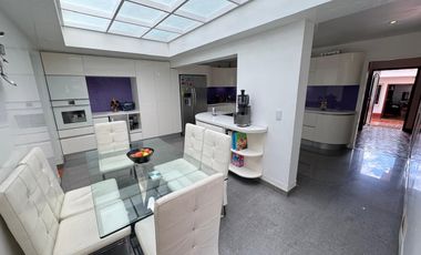 ARRIENDO CASA COLONIAL entre Santa Bárbara Alta y Santa Ana Oriental