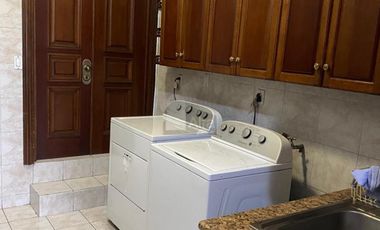 Casa en venta, Cumbres 5 sector, Monterrey, Nuevo León.
