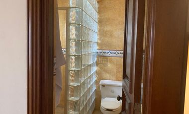 Casa en venta, Cumbres 5 sector, Monterrey, Nuevo León.