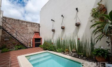 Casa de 3 dormitorios, pileta y cochera en Constituyentes