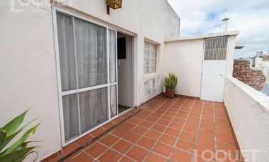 Casa de 3 dormitorios, pileta y cochera en Constituyentes