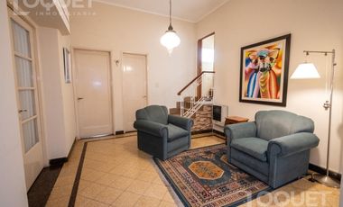 Casa de 3 dormitorios, pileta y cochera en Constituyentes