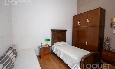 Casa de 3 dormitorios, pileta y cochera en Constituyentes