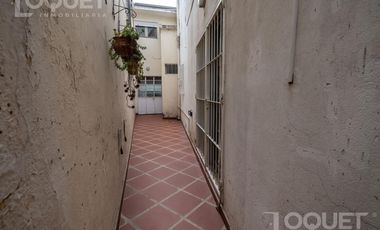 Casa de 3 dormitorios, pileta y cochera en Constituyentes