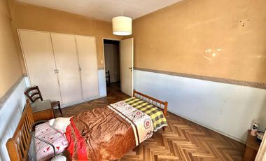 Departamento 3 ambientes en venta - Remedios de Escalada a metros del centro y Avenida Yrigoyen