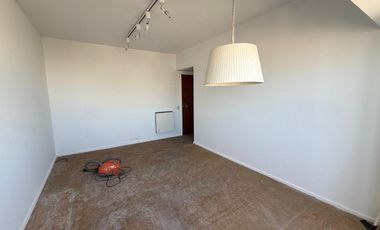 Arenales 1800, Excelente Departamento/Oficina 2 Ambientes, Piso Alto vista abierta en Barrio Norte