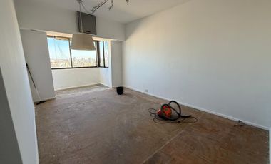 Arenales 1800, Excelente Departamento/Oficina 2 Ambientes, Piso Alto vista abierta en Barrio Norte