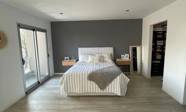 Casa - Temperley Oeste