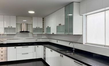 DepartamentoVENTA DUPLEX CON PISCINA