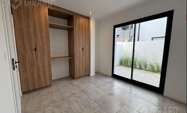 Venta de Ph 2 ambientes en zona san jose