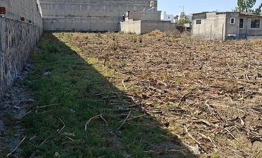 Se vende terreno en zona de desarrollos de buen nivel
