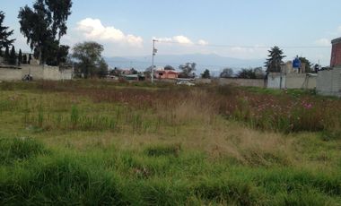 Terreno en venta en San Mateo Atenco con dos frentes