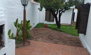 Casa en Alquiler Cerro de las Rosas 3 Dormitorios