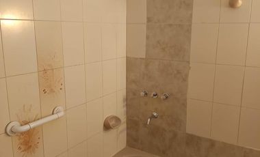 Casa en Alquiler Cerro de las Rosas 3 Dormitorios