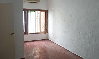 Casa en Alquiler Cerro de las Rosas 3 Dormitorios