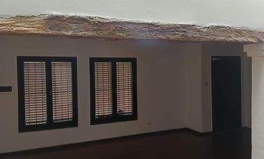 Casa en Alquiler Cerro de las Rosas 3 Dormitorios