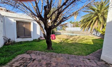 Casa en Alquiler Cerro de las Rosas 3 Dormitorios