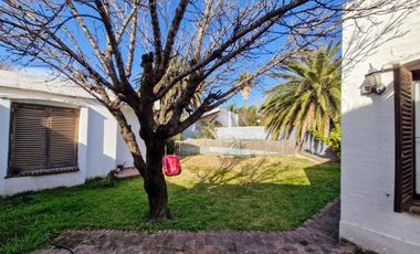 Casa en Alquiler Cerro de las Rosas 3 Dormitorios