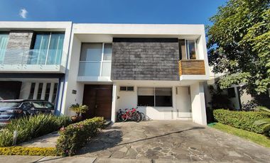 Casa en Venta en Los Olivos Residencial, Zapopan
