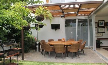 Casa en Venta en Los Olivos Residencial, Zapopan