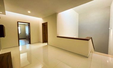 Casa en Venta en Novaterra, Zona Real, Zapopan