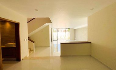Casa en Venta en Novaterra, Zona Real, Zapopan
