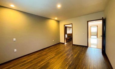 Casa en Venta en Novaterra, Zona Real, Zapopan