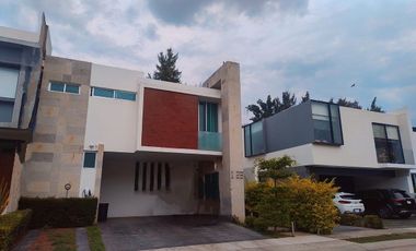 Casa en Venta , Olivos Residencial. Zapopan