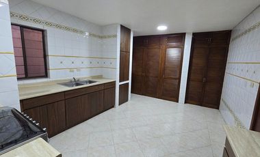 CASA EN RENTA EN SAN JERONIMO