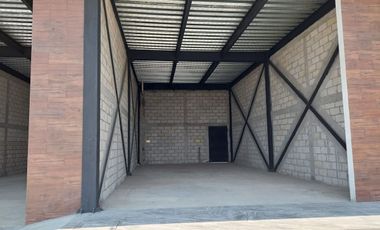 RENTA LOCALES EN PLAZA COMERCIAL XIXITLA