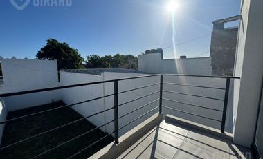 Venta de Ph 2 ambientes en zona san jose