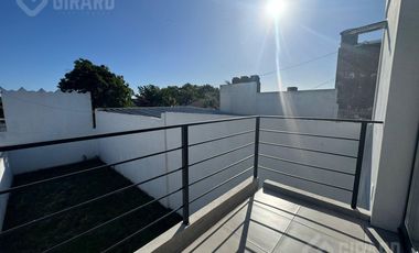 Venta de Ph 2 ambientes en zona san jose