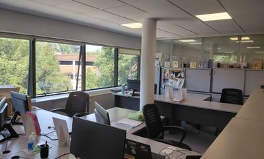 Alquiler de oficina de 193 m2 en Beccar