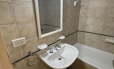 Departamento en alquiler en Adrogue - Apto vivienda o profesional -