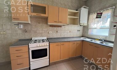 Departamento en alquiler en Adrogue - Apto vivienda o profesional -