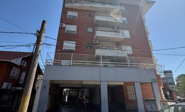 Departamento en alquiler en Adrogue - Apto vivienda o profesional -